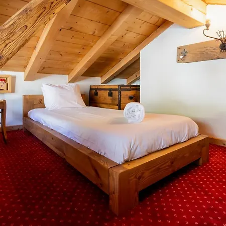 Chalet Pele - Alpes Travel - - Sleeps 11 *