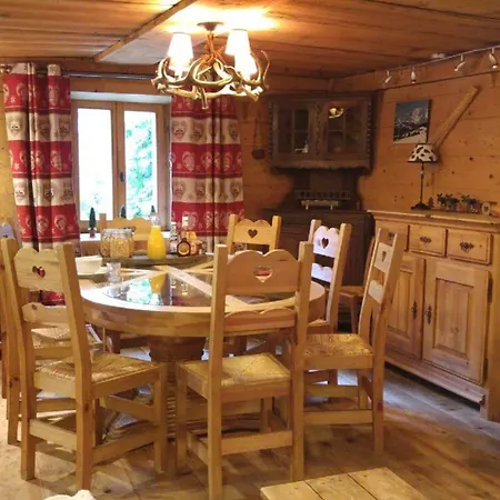 Pele - Alpes Travel - - Sleeps 11 *