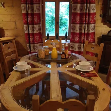 Pele - Alpes Travel - - Sleeps 11 Chalet Chamonix Mont Blanc